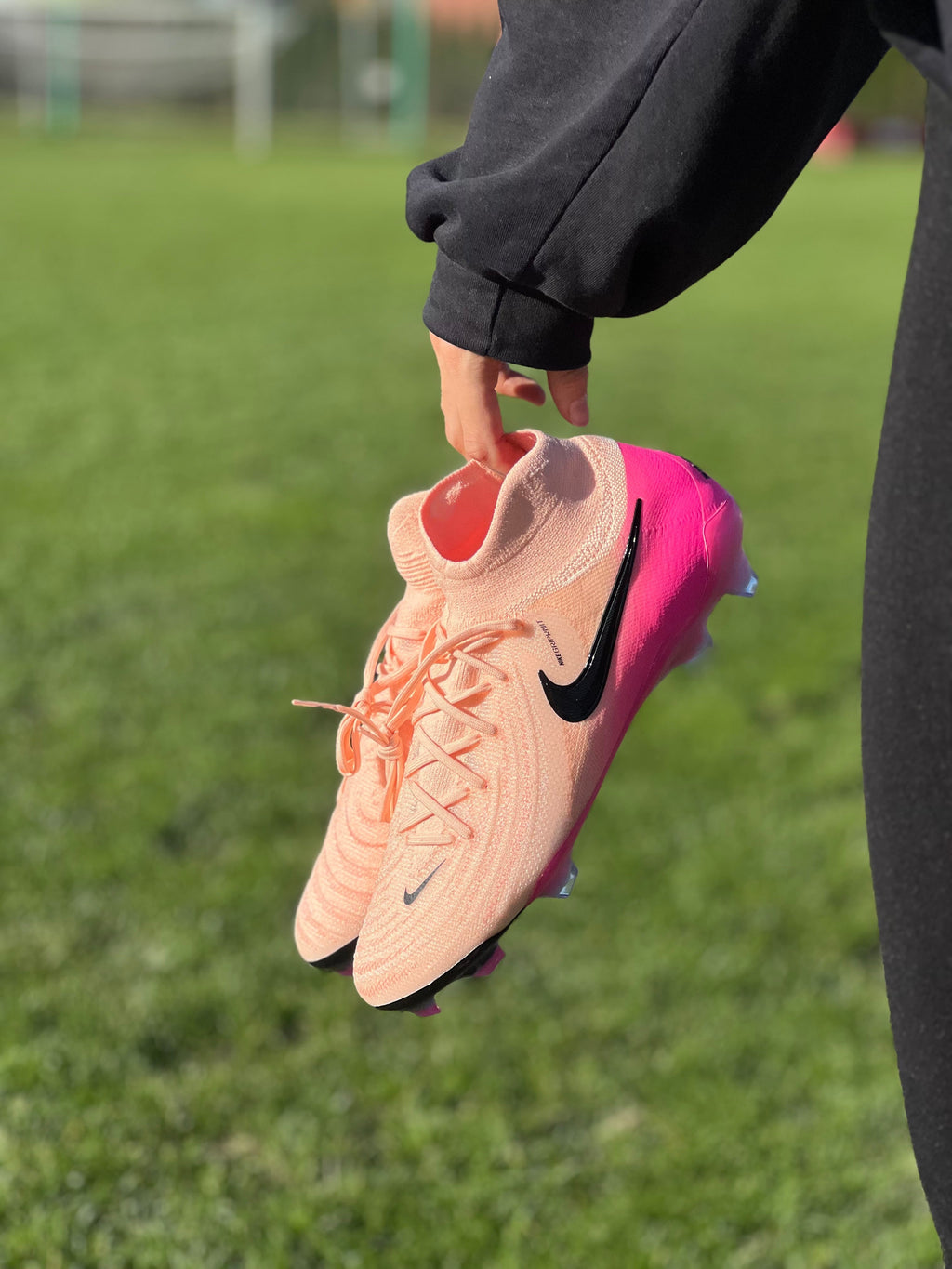 NIKE PHANTOM LUNA II ELITE FG