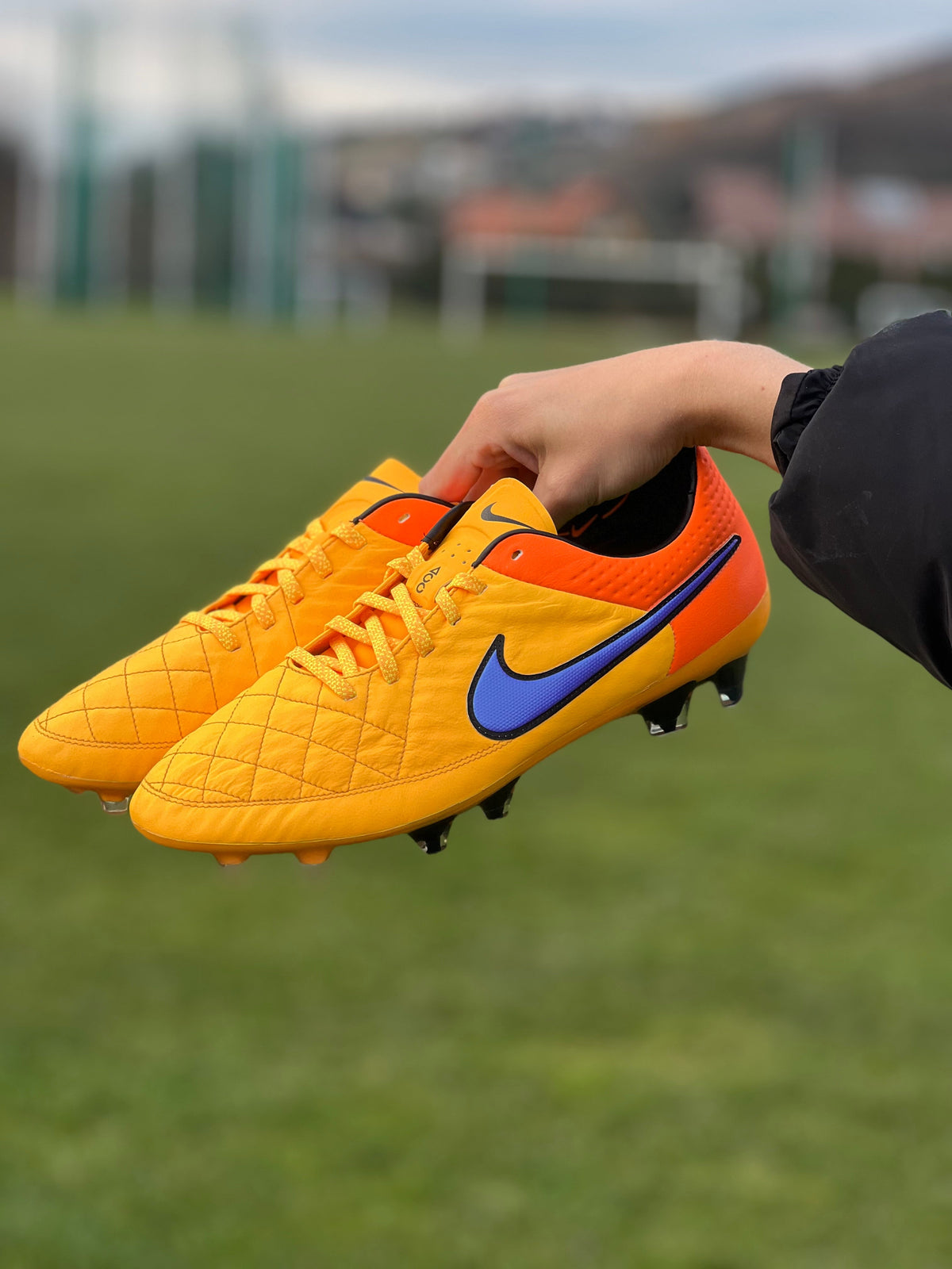 NIKE TIEMPO LEGEND V FG